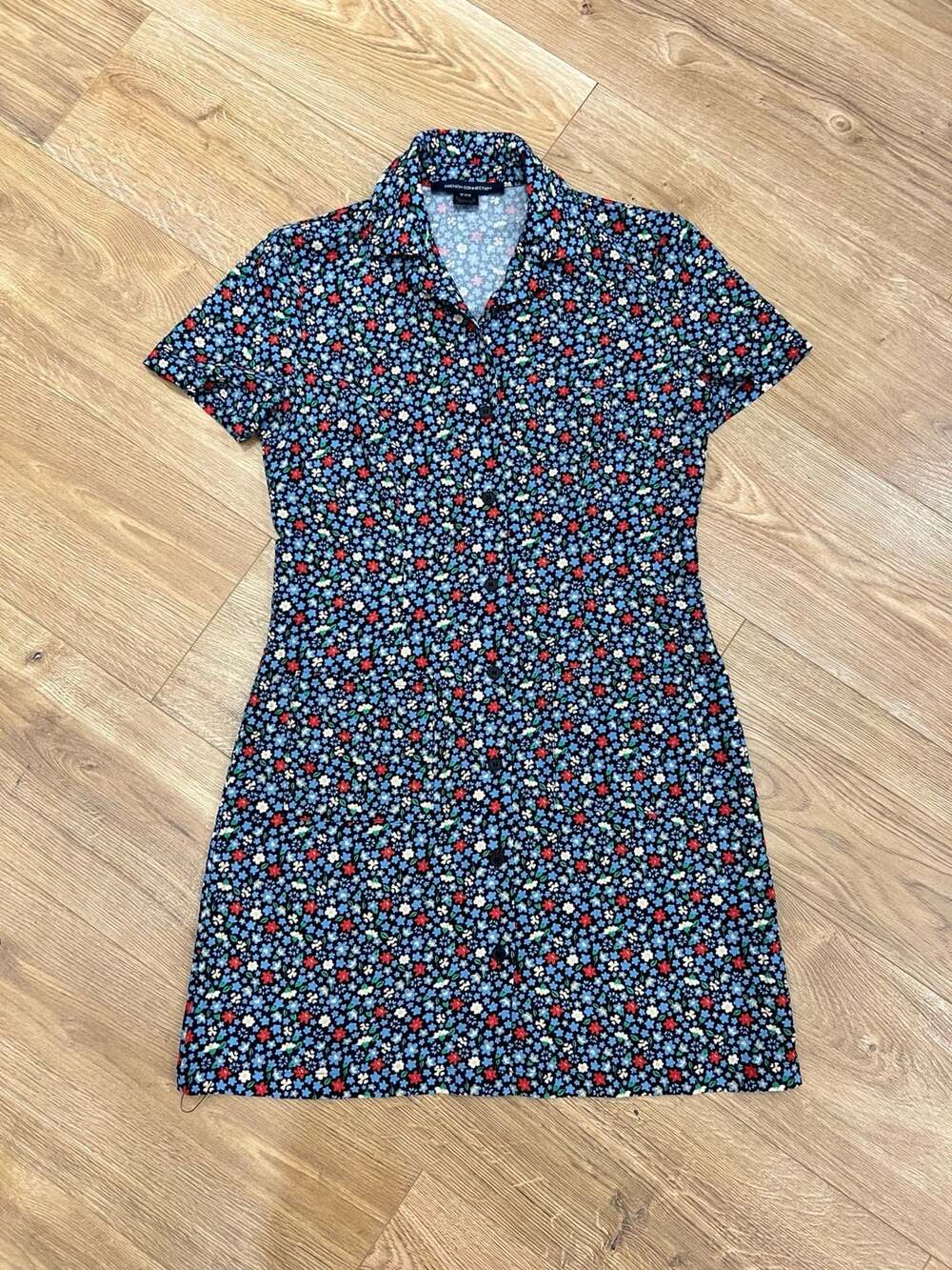 French Connection Black Floral Short Sleeve Button Up Mini Dress Size 4
